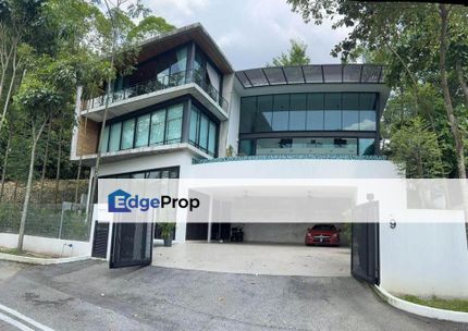 3 storey Modern Bungalow Kayangan Heights u9 Shah Alam, Selangor, Shah Alam