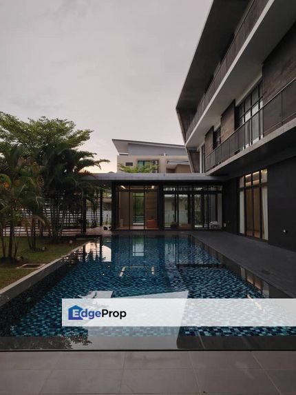 3 storey Modern Bungalow seksyen u10 Perdana Heights Shah Alam, Selangor, Bukit Jelutong