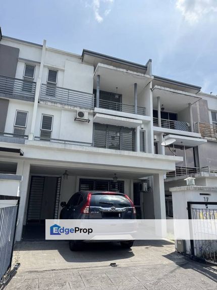 2.5 storey home Sunway Alam Suria u10 Shah Alam, Selangor, Shah Alam