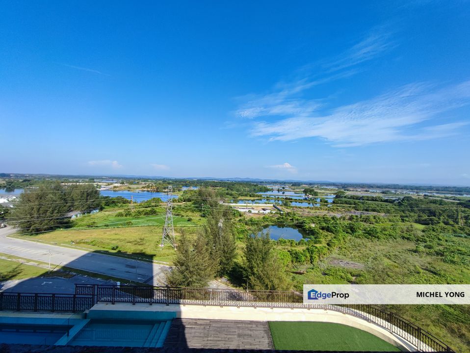 Champs Elysees Condominium for sale Limited Corner unit with 2 balconies unblock view SERIOUS SELLER, Perak, Kampar