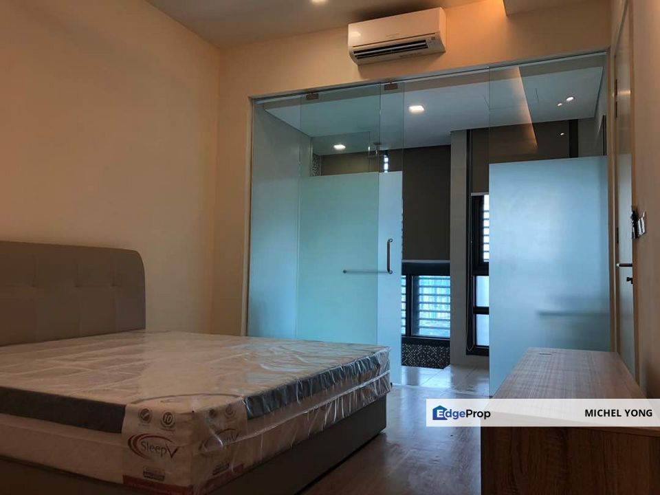 Vogue Suites @ KL Eco City Connected with Mid Valley mall walking to LRT KTM stations, Kuala Lumpur, Bangsar