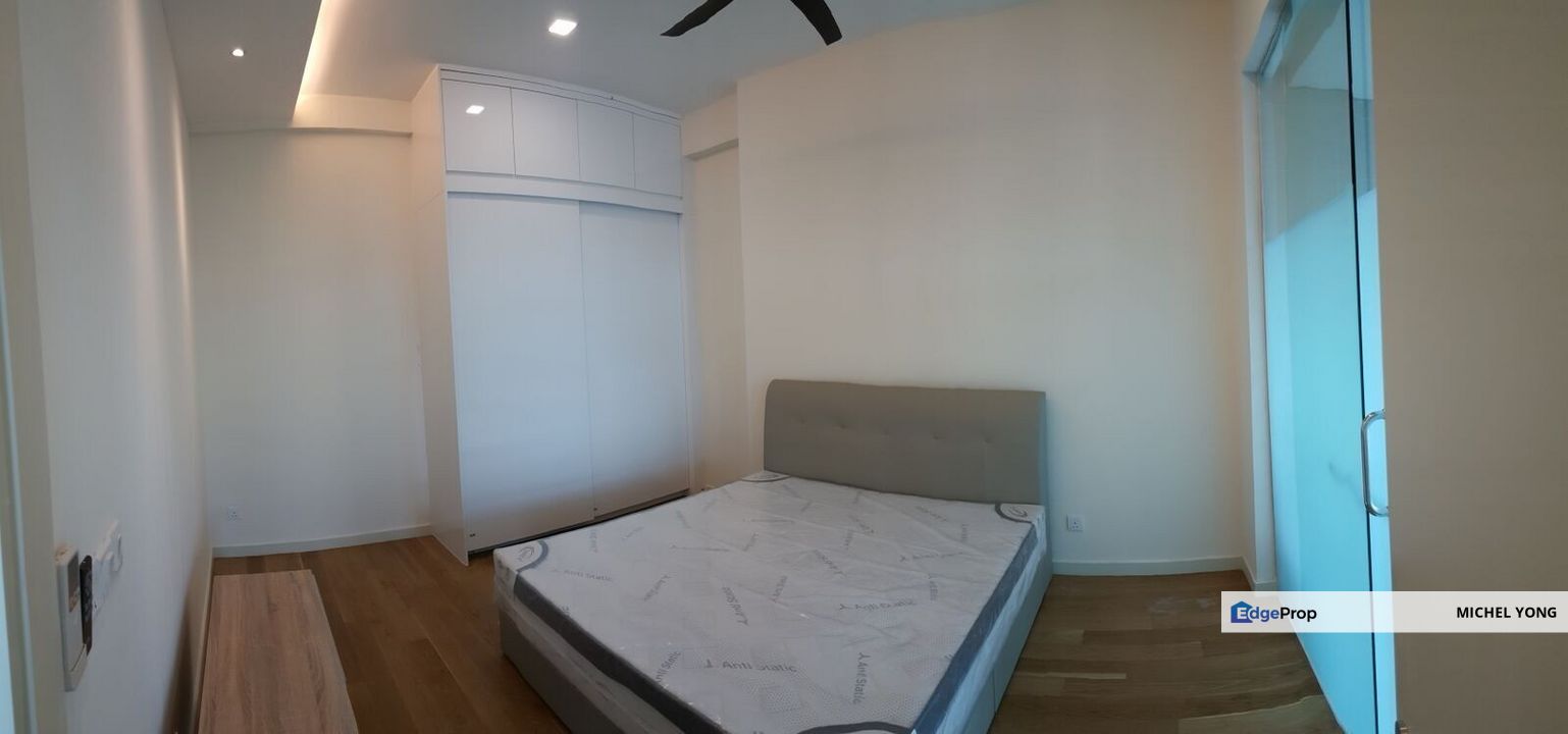 Vogue Suites @ KL Eco City Connected with Mid Valley mall walking to LRT KTM stations, Kuala Lumpur, Bangsar