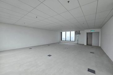 Menara EcoWorld (The Stride Strata Office @ BBCC)