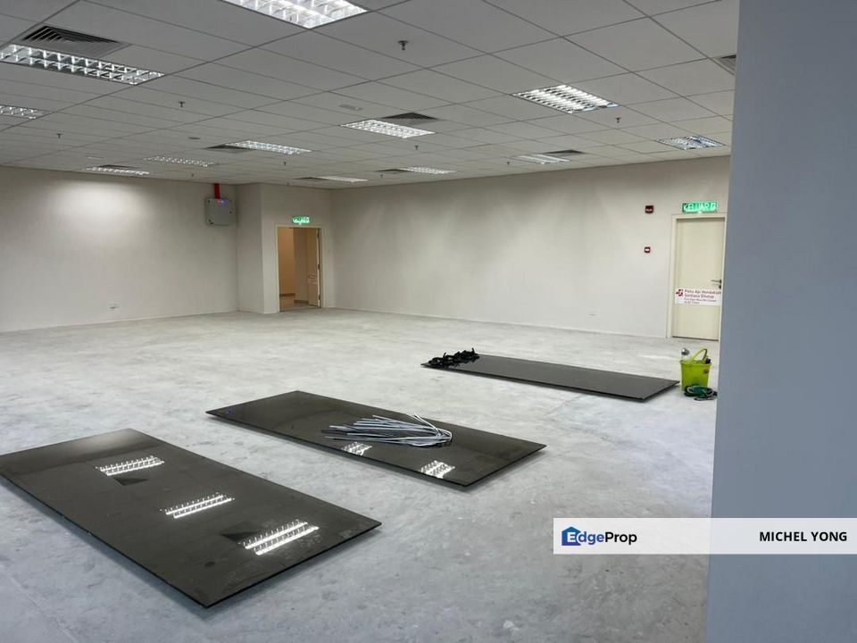 An Office connected to Pavilion Mall for Rental @RM11,200 By MICHEL ...