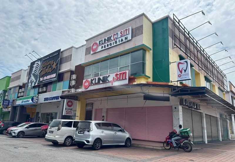 Shoplot in Bukit Serendah for Rent