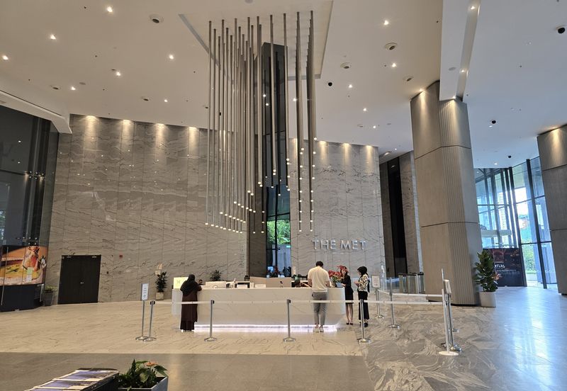 The MET Corporate Towers