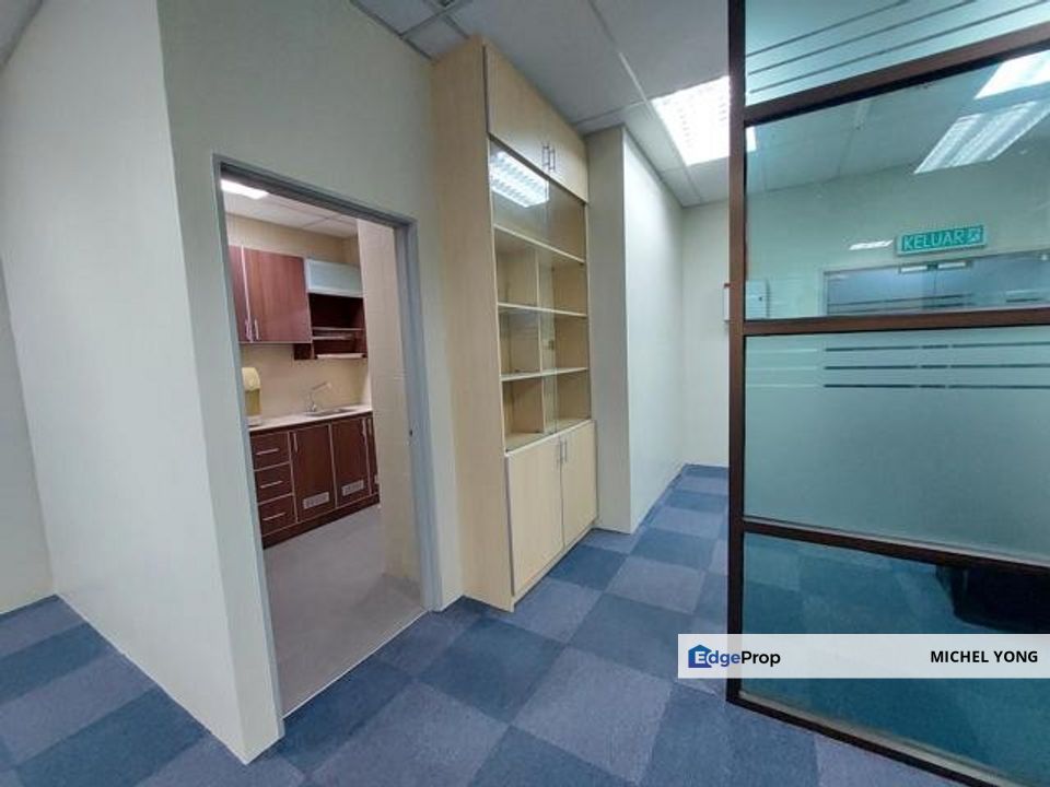 Furnished 911sf office Sentral Vista Brickfields KL Sentral Serious Seller, Kuala Lumpur, Brickfields