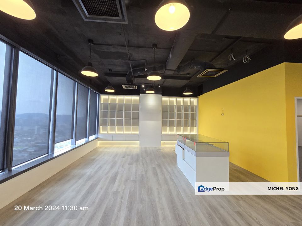 Fully Renovated Good location Walking distance to LRT MRT Monorail , Kuala Lumpur, Bukit Bintang