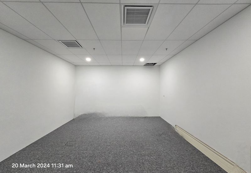 Fully Renovated Good location Walking distance to LRT MRT Monorail 