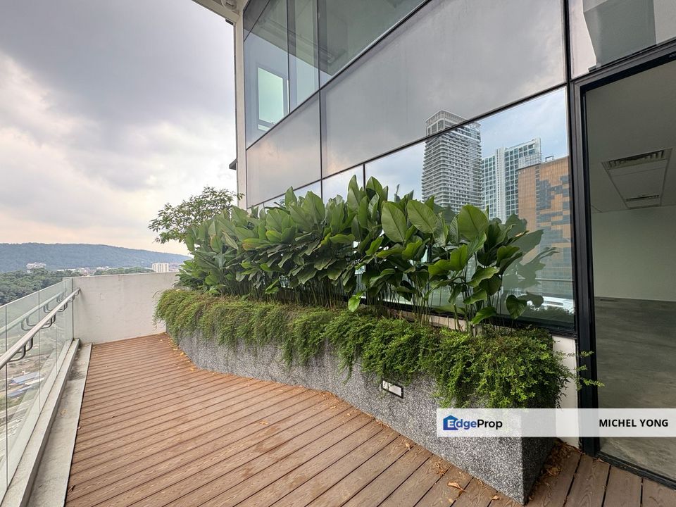 Be Seen, Be Remembered,  Be Landmark priced to move 240000sf office for sale, Selangor, Damansara Perdana