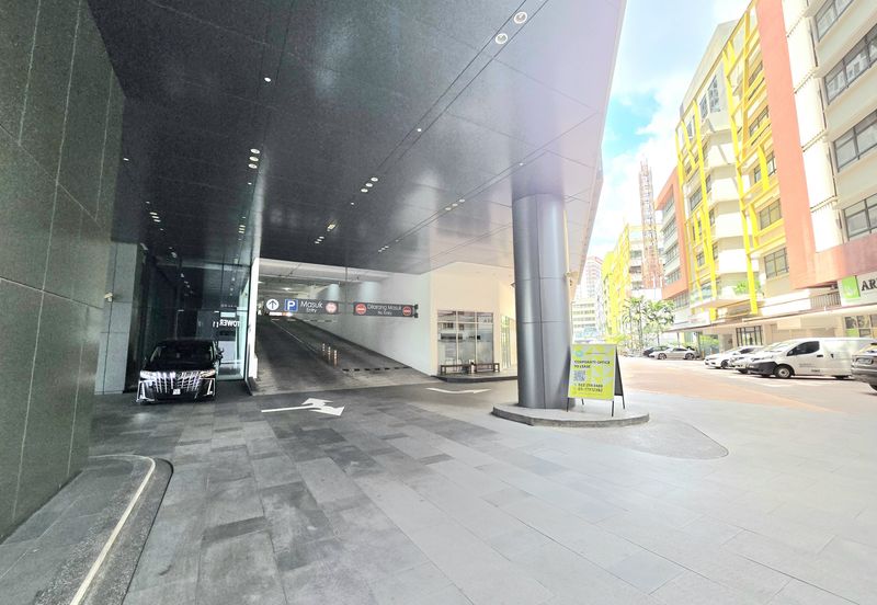 Be Seen, Be Remembered,  Be Landmark priced to move 240000sf office for sale