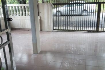 Jalan Dato Yusof Shahbudin 9 