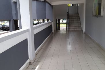 Subang Perdana Goodyear Court 10