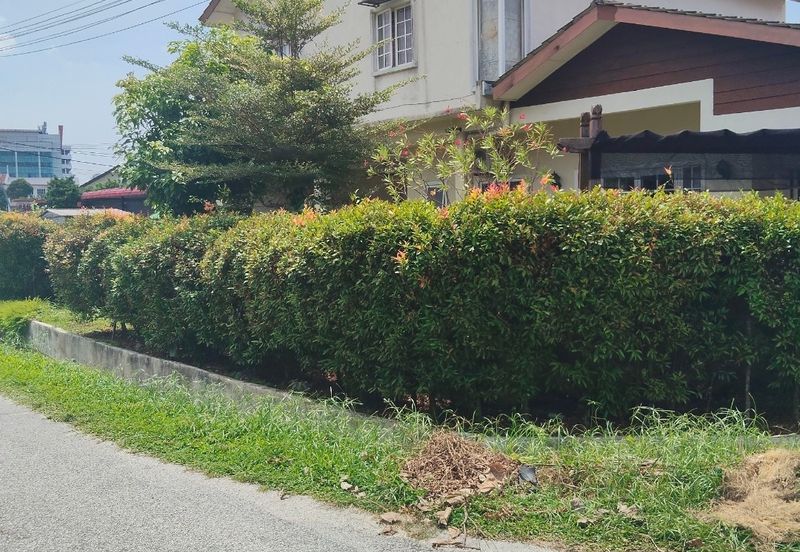 Petaling Jaya Section 4,,Double storey link corner