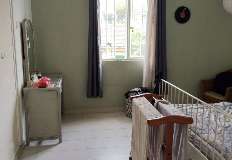 Petaling Jaya Section 4,,Double storey link corner