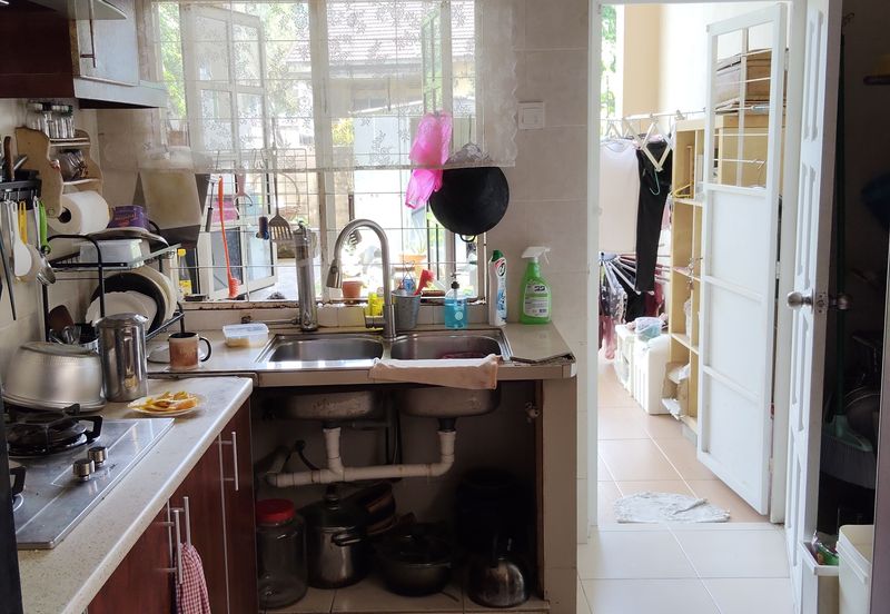 Petaling Jaya Section 4,,Double storey link corner