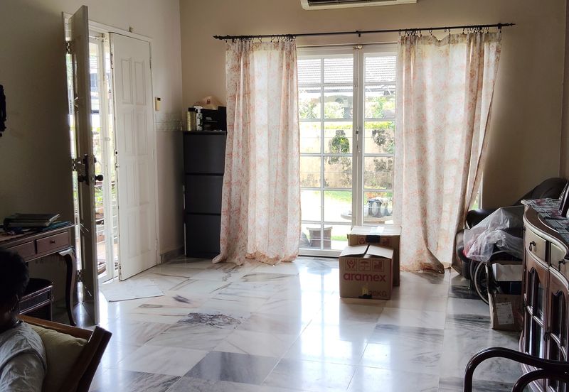 Petaling Jaya Section 4,,Double storey link corner