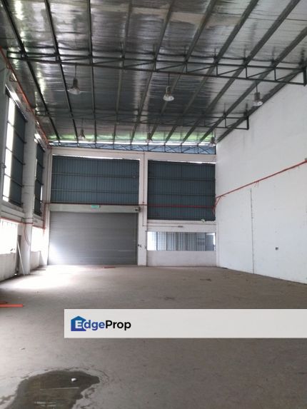 Semi Detached Factory/warehouse in Shah Alam, Selangor, Shah Alam