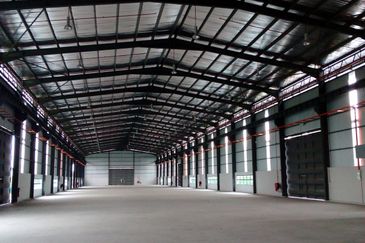 Warehouse/Factory in Olak Lempit, Banting, Selangor.