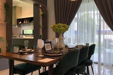 Setia Warisan Tropika (Belladonna)