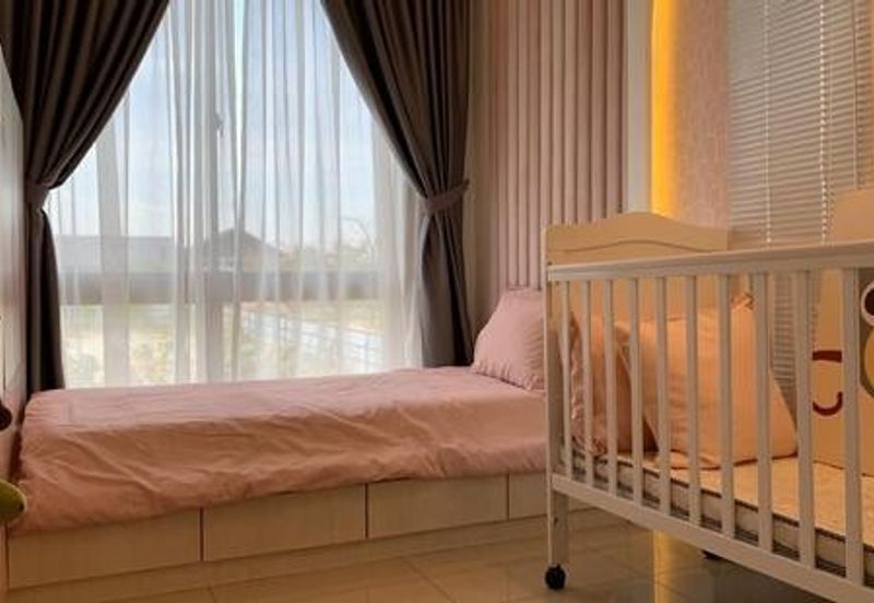 Setia Warisan Tropika (Belladonna)