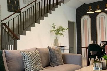 Setia Warisan Tropika (Belladonna)