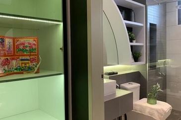 Setia Warisan Tropika (Belladonna)