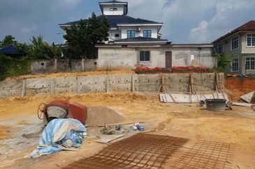 Banglo Lot Bangunan 7750 sqft Geran Individu berdekatan Putrajaya