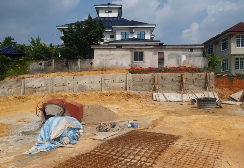 Banglo Lot Bangunan 7750 sqft Geran Individu berdekatan Putrajaya