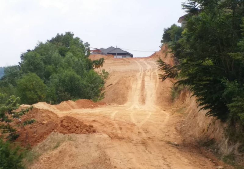 Banglo Lot Bangunan 7750 sqft Geran Individu berdekatan Putrajaya