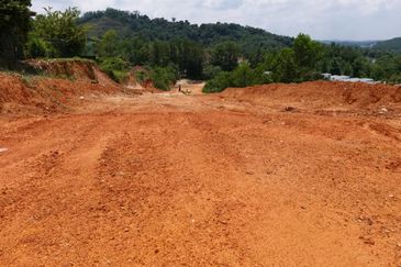 Banglo Lot Bangunan 7750 sqft Geran Individu berdekatan Putrajaya