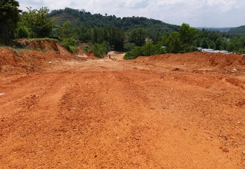 Banglo Lot Bangunan 7750 sqft Geran Individu berdekatan Putrajaya