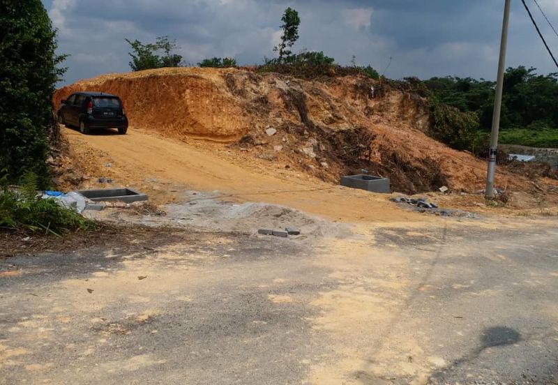 Banglo Lot Bangunan 7750 sqft Geran Individu berdekatan Putrajaya