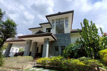 Taman Bukit Melawati