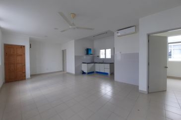 Eristana @ Seri Pristana