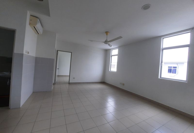 Eristana @ Seri Pristana