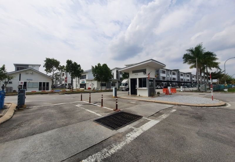 Eristana @ Seri Pristana