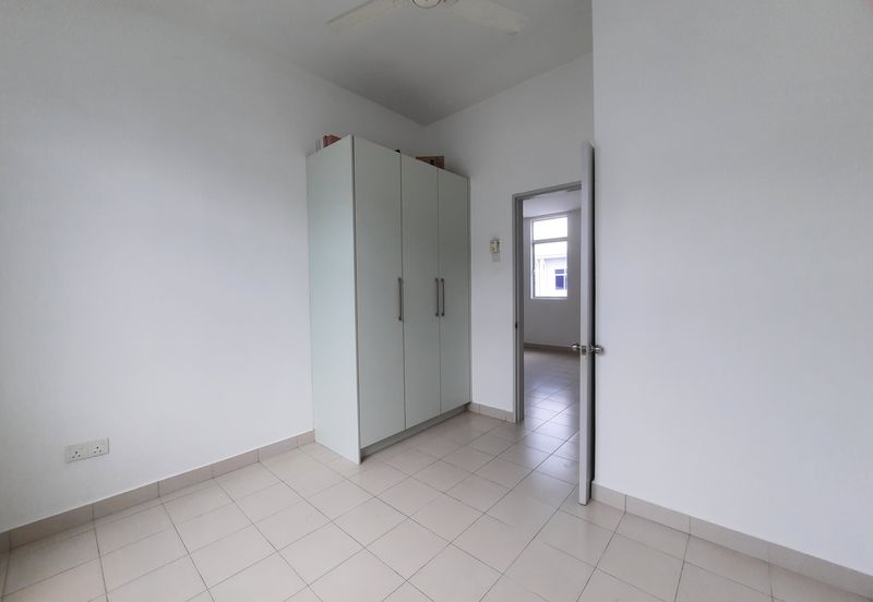 Eristana @ Seri Pristana