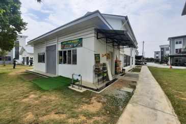 Eristana @ Seri Pristana