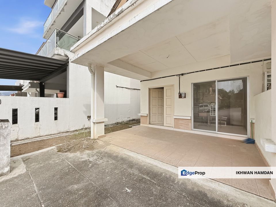 Laman De Puncak 2.5 Storey Terrace Taman Ukay Perdana Ampang, Selangor, Ampang