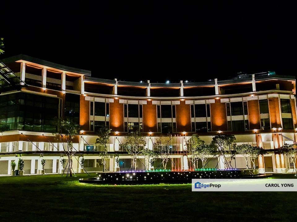 Partly Furnished Plaza Arkadia, Desa Parkcity Shoplot for sale, Kuala Lumpur, Desa Parkcity