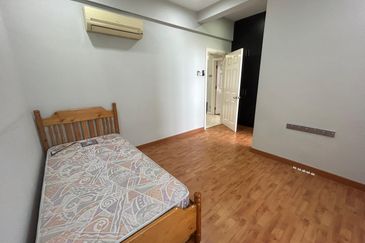 Desa ParkCity (Nadia Parkfront Condominium)