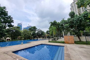 Desa ParkCity (Nadia Parkfront Condominium)