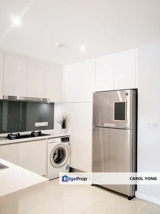 Well renovated, sleek and modern unit with move in condition, Kuala Lumpur, Desa Parkcity