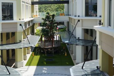 Tenanted SOHO Unit in Plaza Arkadia for Sale