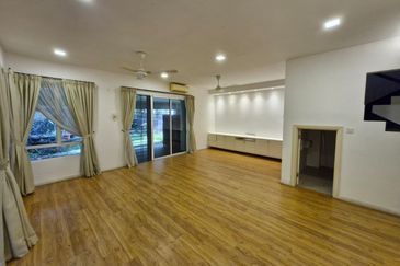 Desa ParkCity (Adiva)