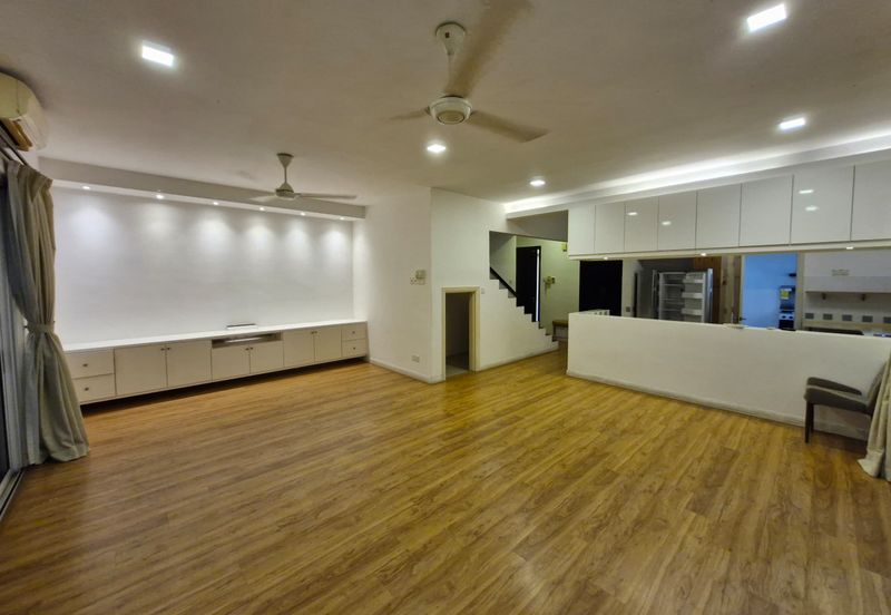 Desa ParkCity (Adiva)