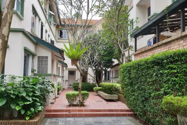 Desa ParkCity (Adora)