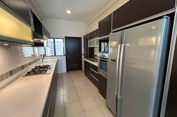 Desa ParkCity (Nadia Parkfront Condominium)