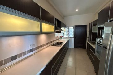 Desa ParkCity (Nadia Parkfront Condominium)